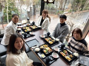 ランチミーティングHP